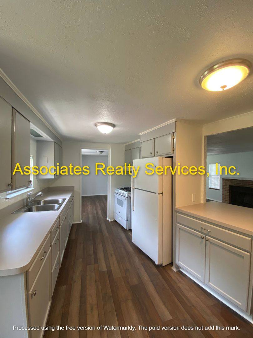 House for rent at 1133 SW 266th St, Newberry, FL 32669