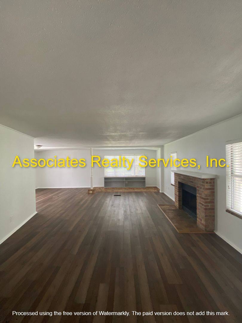 House for rent at 1133 SW 266th St, Newberry, FL 32669