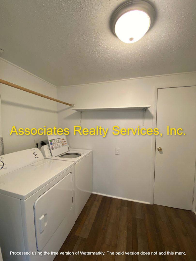 House for rent at 1133 SW 266th St, Newberry, FL 32669