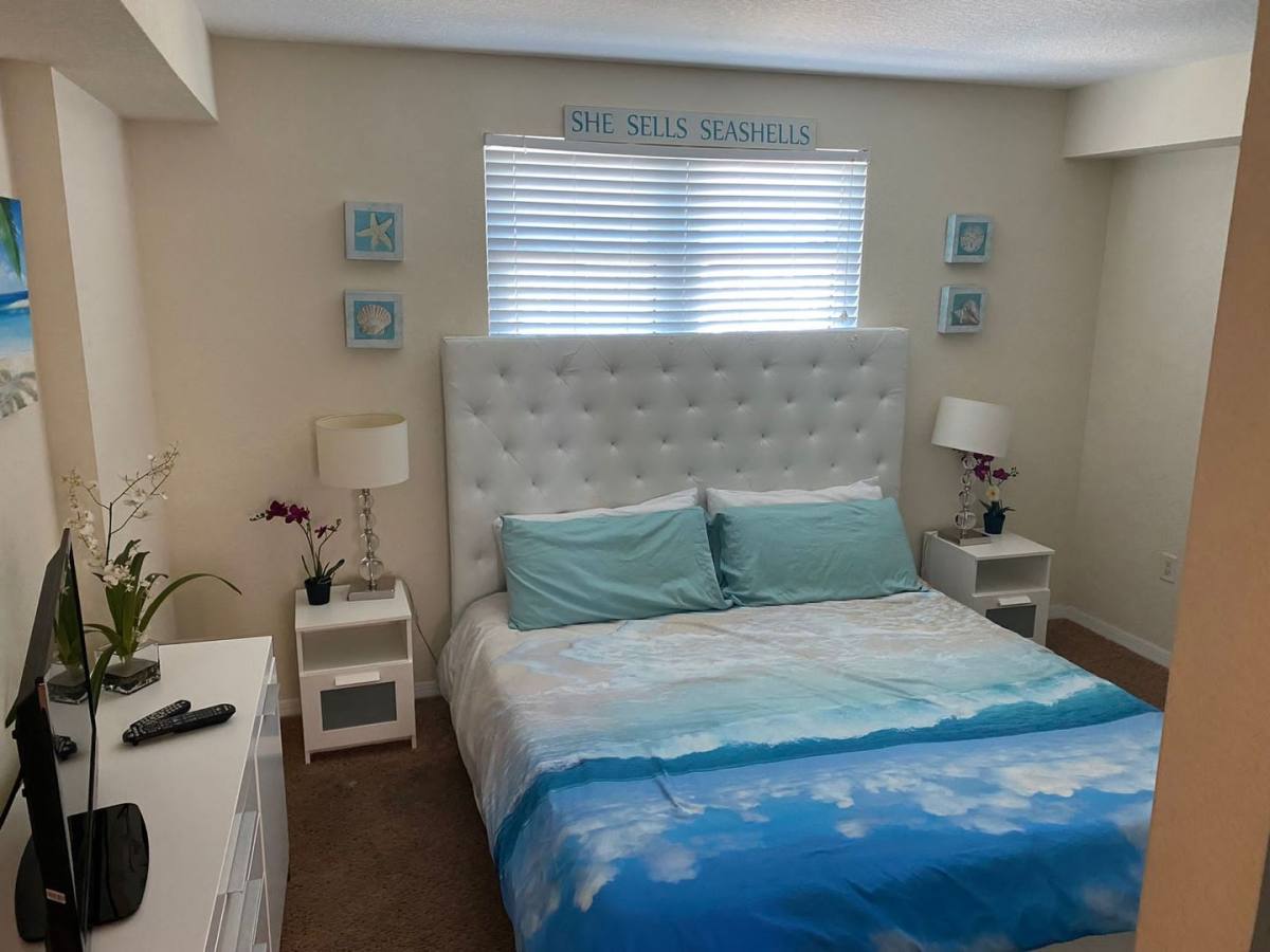 Apartment for rent at 445 Hamden Dr, Clearwater Beach, FL 33767
