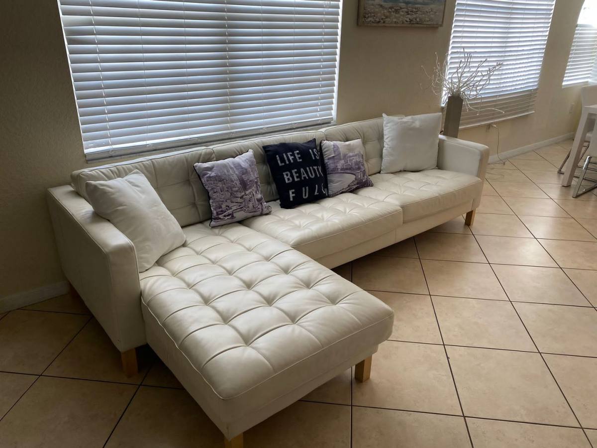 Apartment for rent at 445 Hamden Dr, Clearwater Beach, FL 33767