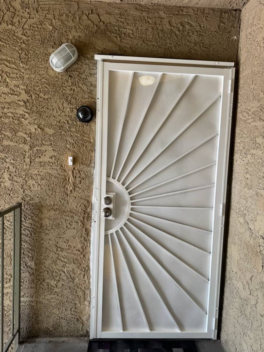 Apartment for rent at 4590 Carriage Park Dr #16C, Las Vegas, NV 89121