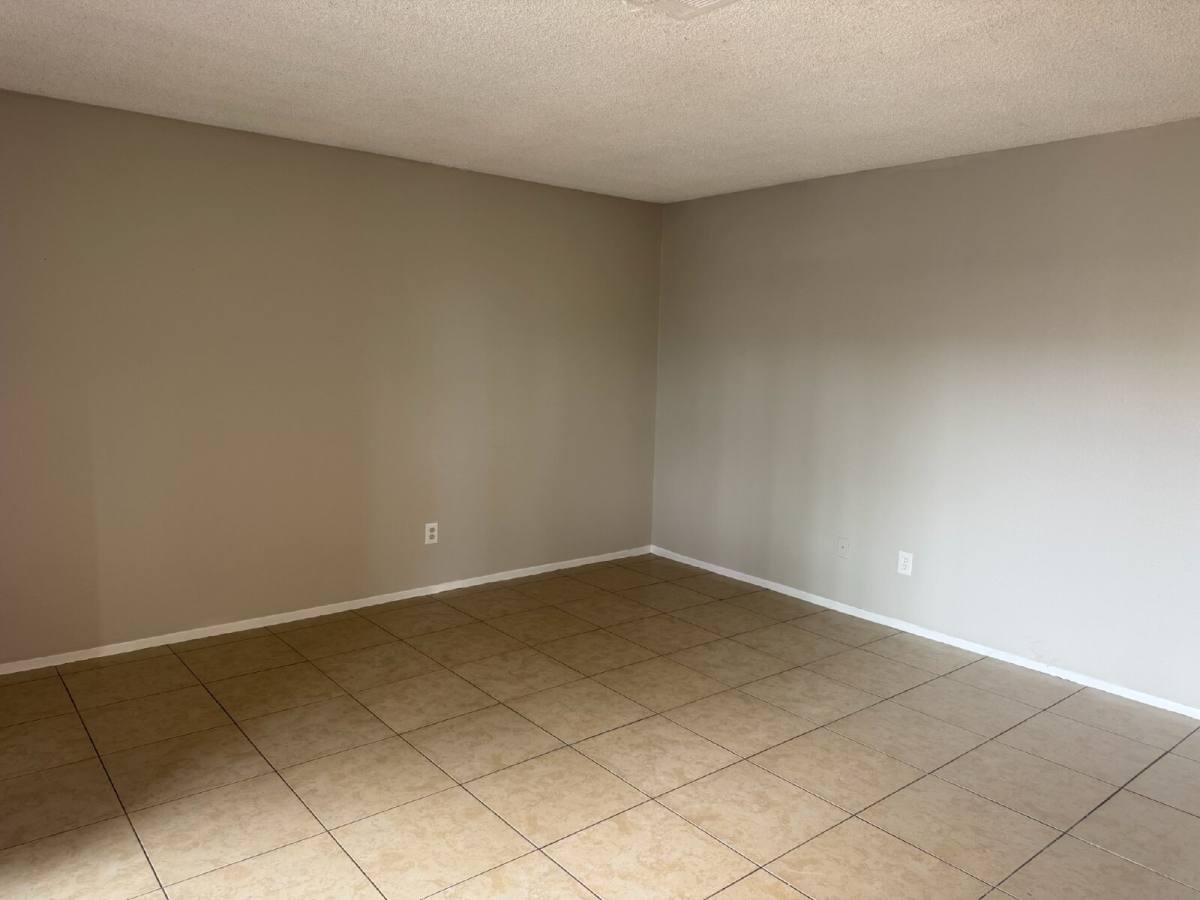 Apartment for rent at 4590 Carriage Park Dr #16C, Las Vegas, NV 89121