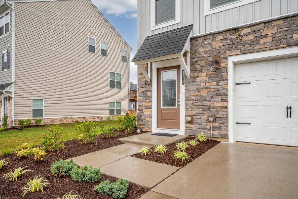 Townhouse for rent at 470 Rivanna Hill Rd, Glen Allen, VA 23060