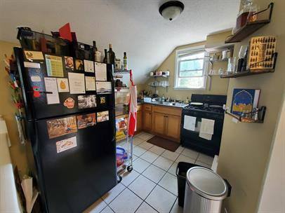 Apartment for rent at 1498 Iglehart Ave #2, Saint Paul, MN 55104
