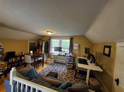 Apartment for rent at 1498 Iglehart Ave #2, Saint Paul, MN 55104