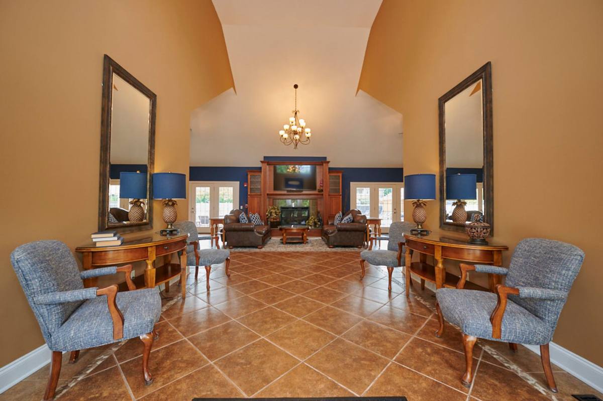 Apartment for rent at 450 Riverview Dr, Barboursville, WV 25504