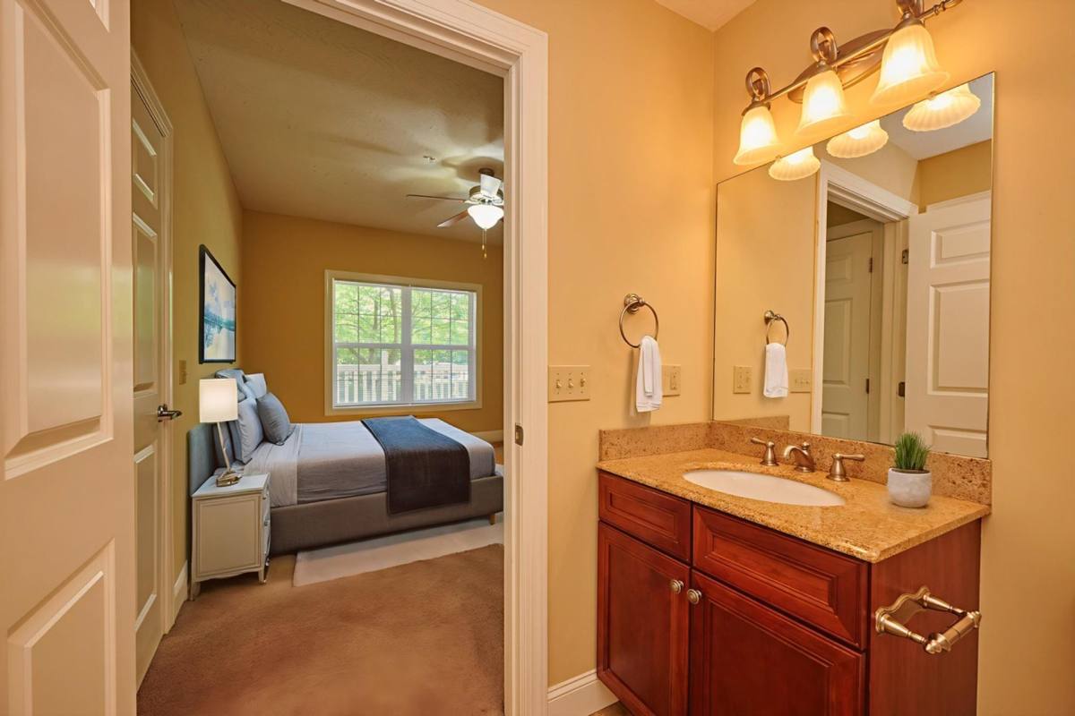 Apartment for rent at 450 Riverview Dr, Barboursville, WV 25504