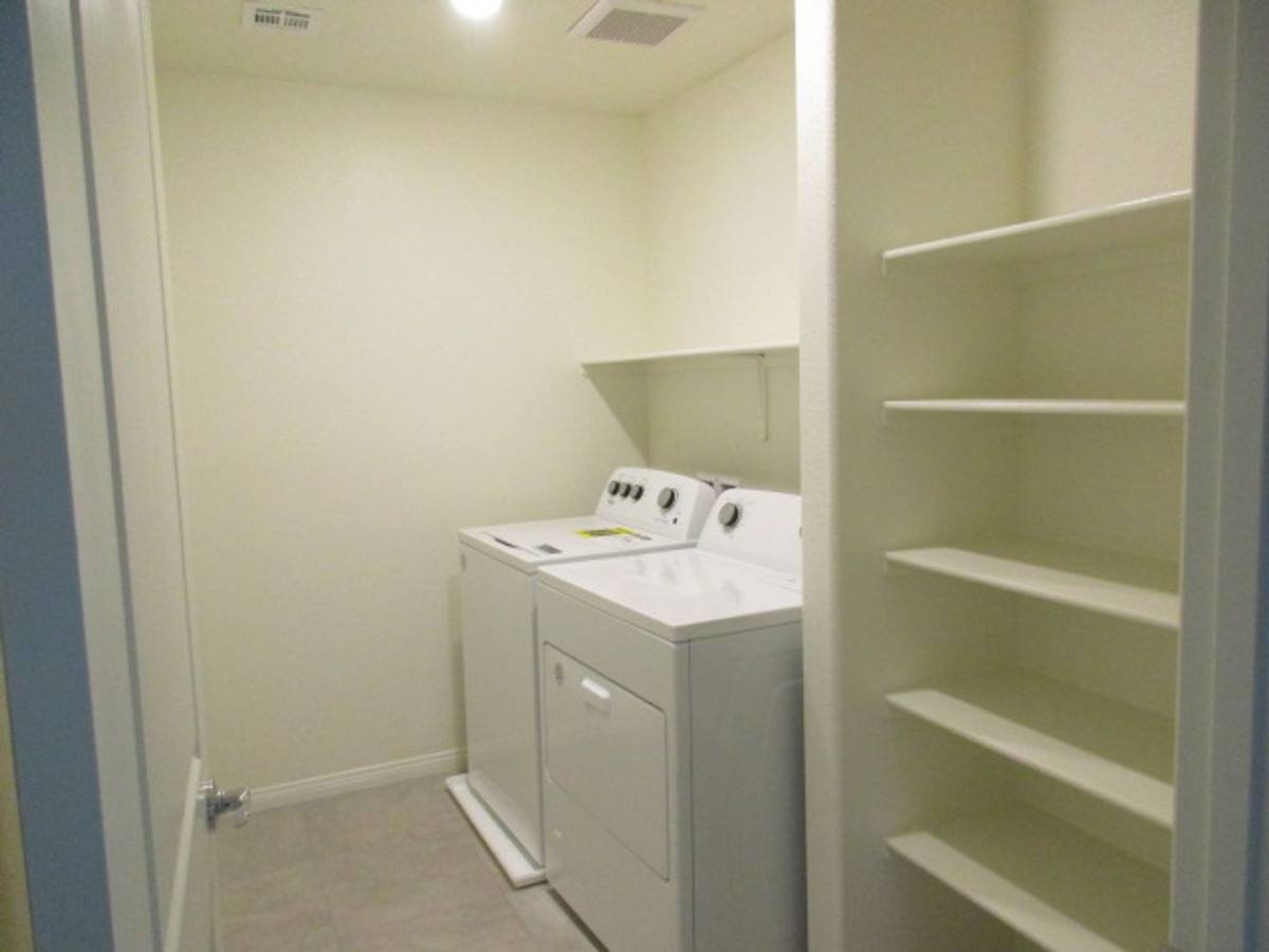 House for rent at 422 Canary Song Dr, Henderson, NV 89011