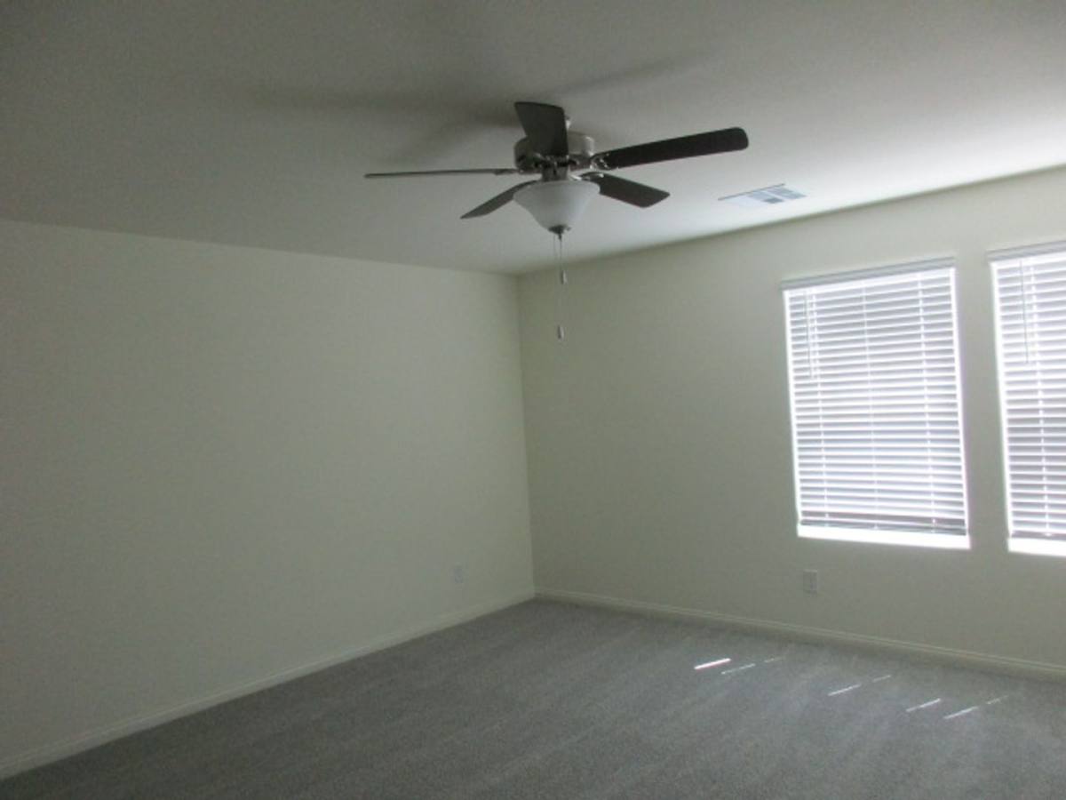 House for rent at 422 Canary Song Dr, Henderson, NV 89011