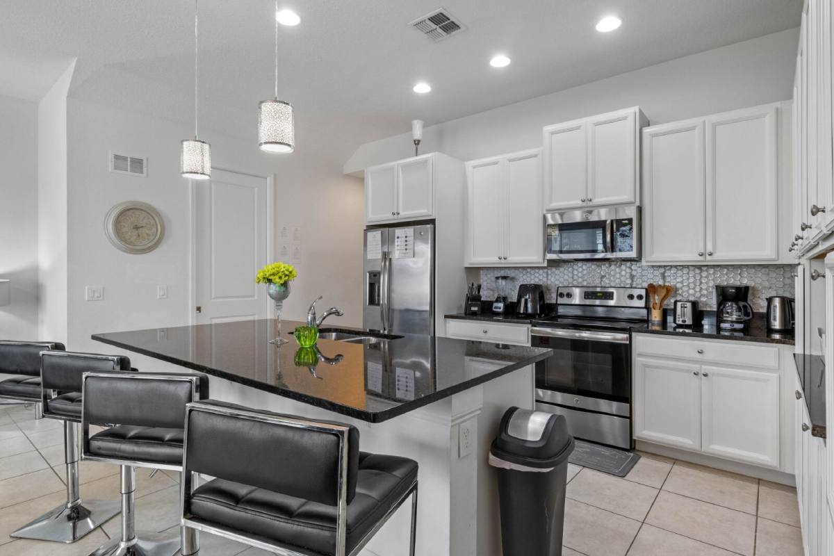 Townhouse for rent at 290 Captiva Dr, Davenport, FL 33896