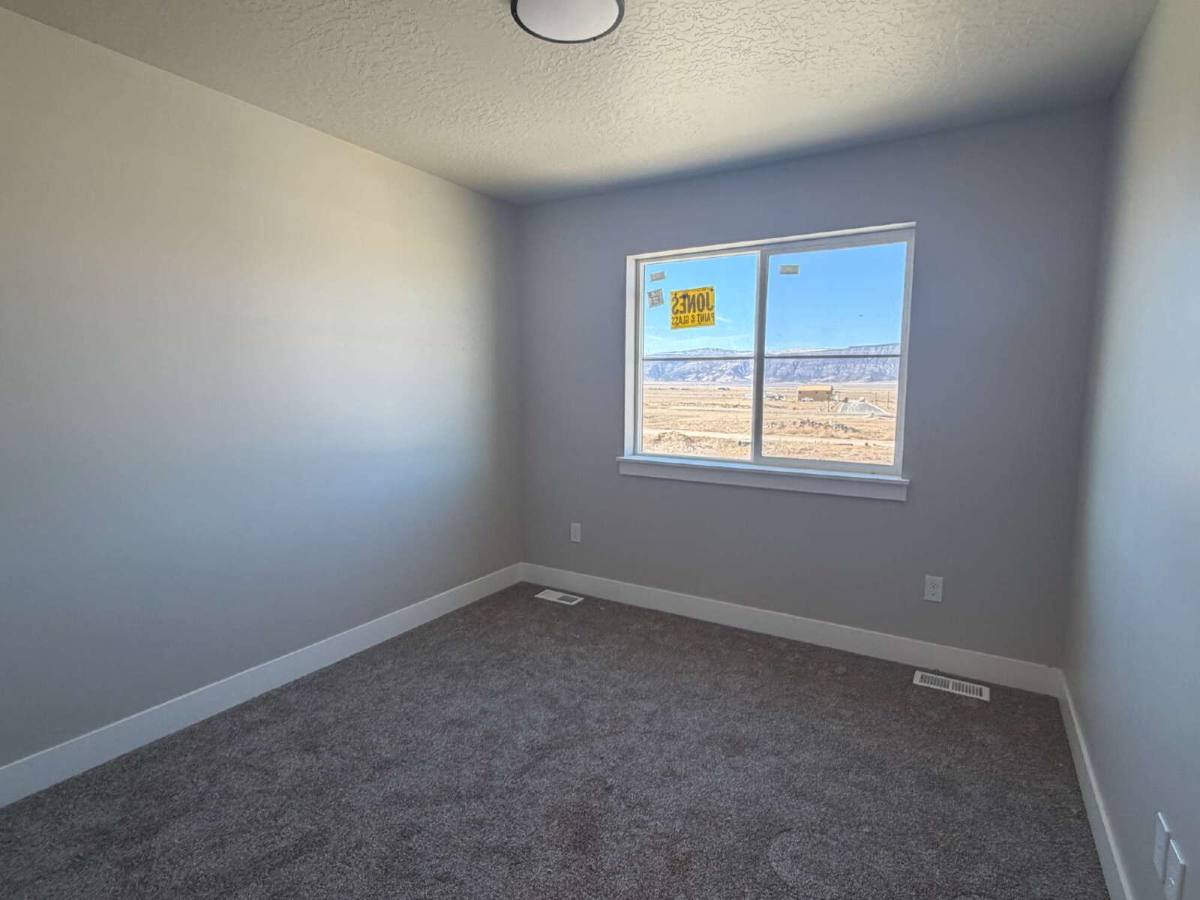 Townhouse for rent at 475 S 200 W, Ephraim, UT 84627