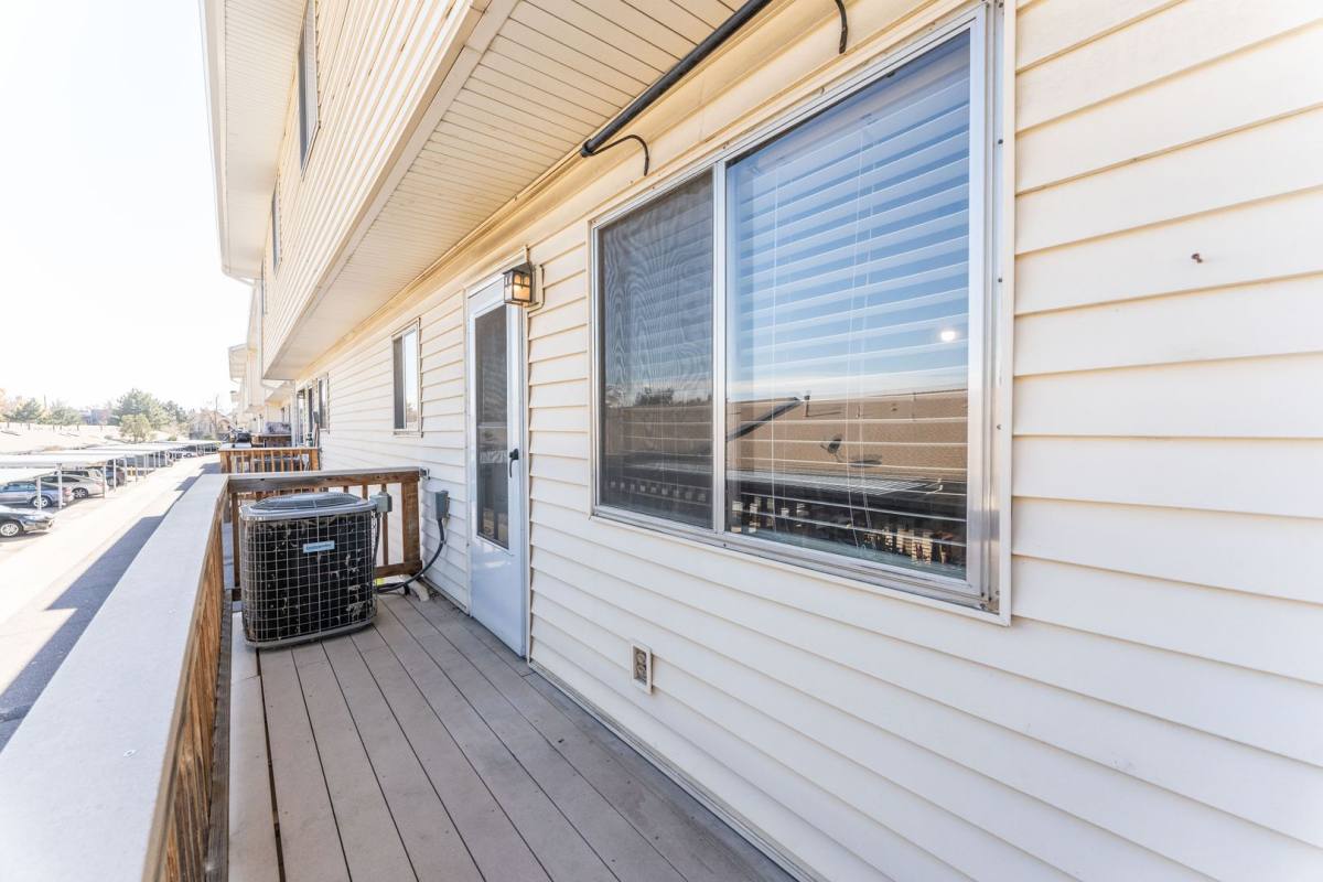 Apartment for rent at 954 S Miller St, Denver, CO 80226