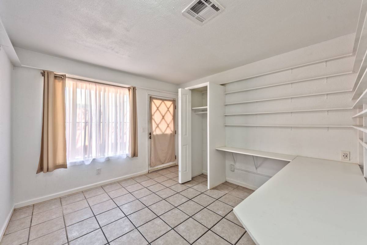 Condo for rent at 3912 Torsby Place, Las Vegas, NV 89119