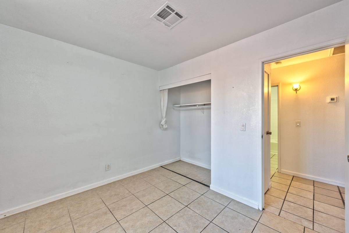 Condo for rent at 3912 Torsby Place, Las Vegas, NV 89119