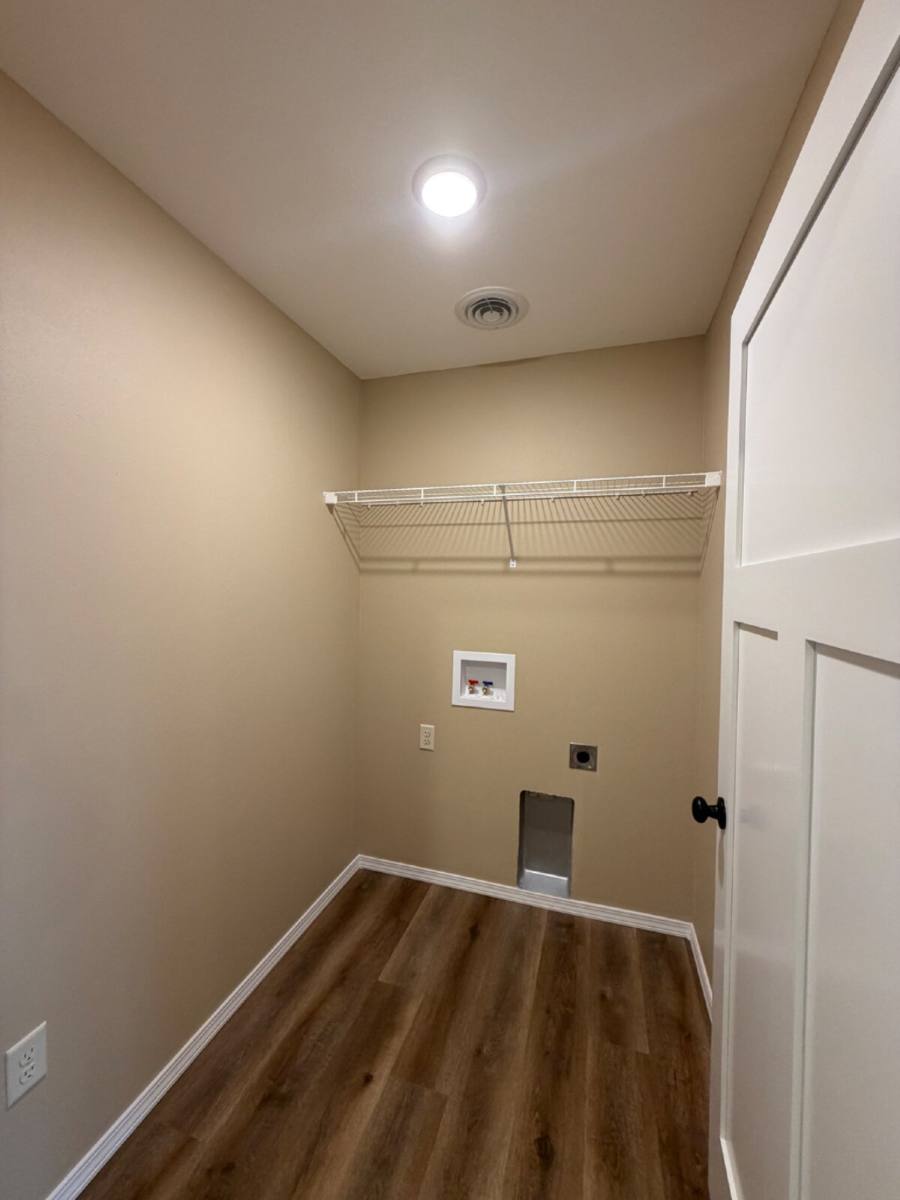 Townhouse for rent at 152 Ruby Lane, Hollister, MO 65672