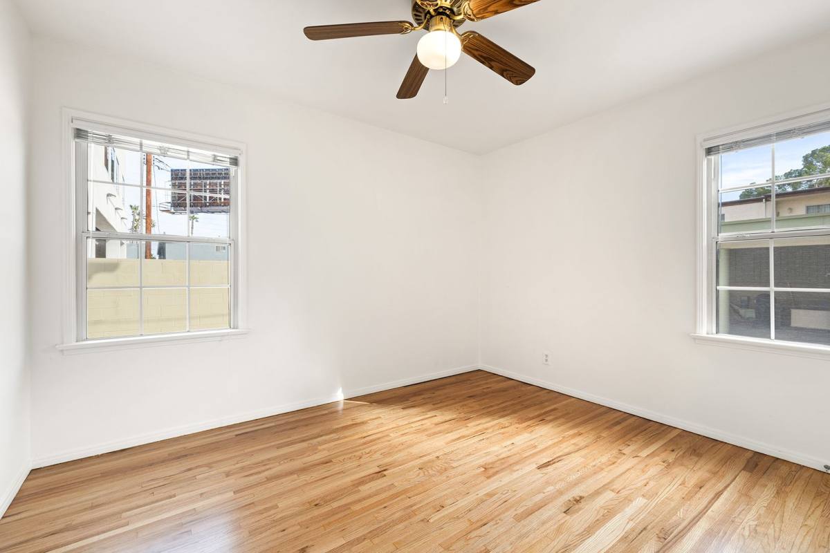 Apartment for rent at 10820-10822 Bloomfield St, North Hollywood, CA 91602