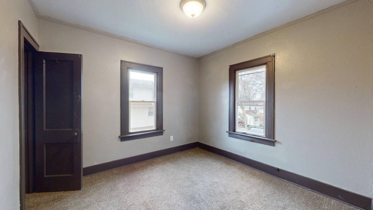 Apartment for rent at 236 Watson St, Akron, OH 44305