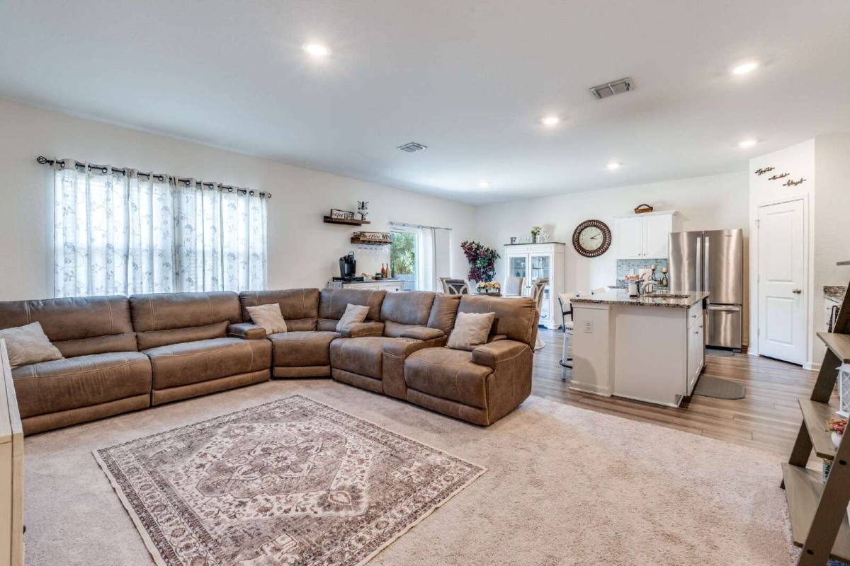 House for rent at 5628 Pearl Meadow, Converse, TX 78109