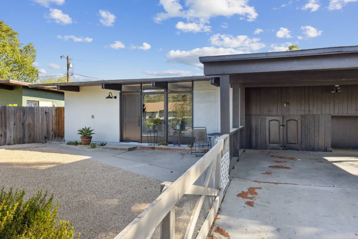 House for rent at 528 Creston Rd, Paso Robles, CA 93446