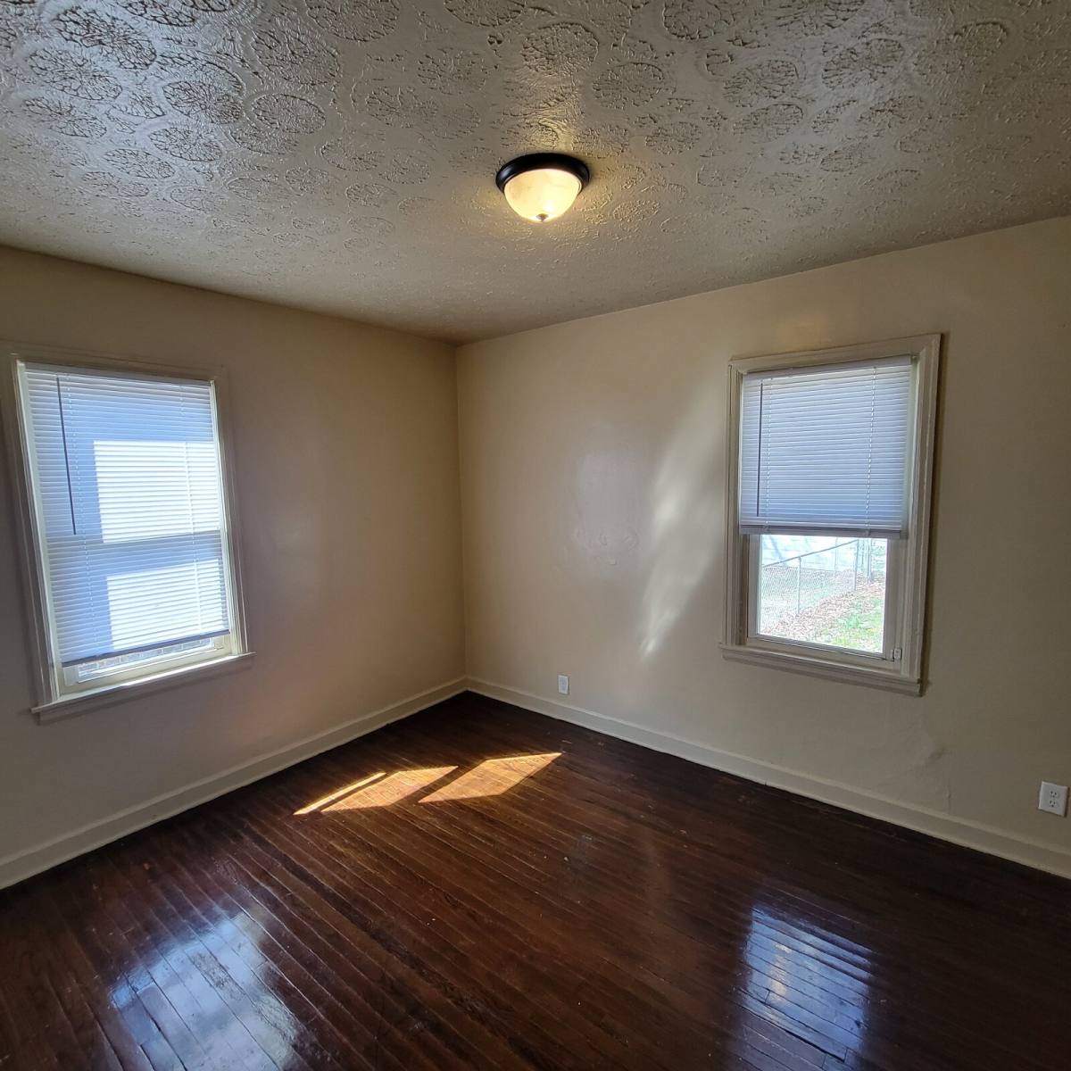 House for rent at 1702 Winfield Ave, Indianapolis, IN 46222