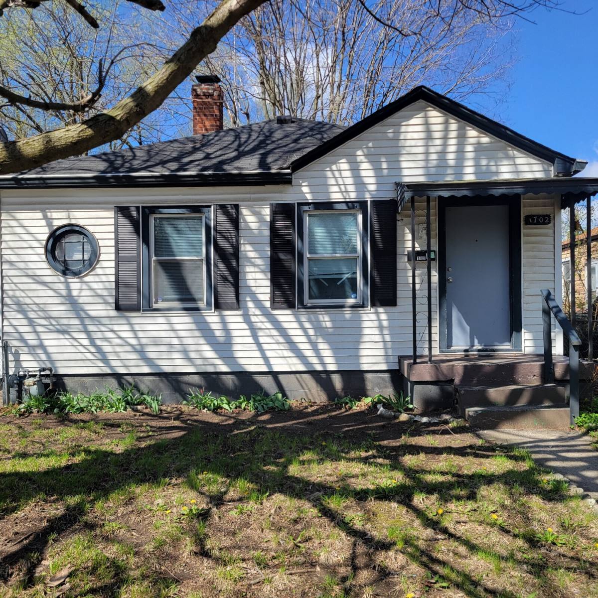 House for rent at 1702 Winfield Ave, Indianapolis, IN 46222