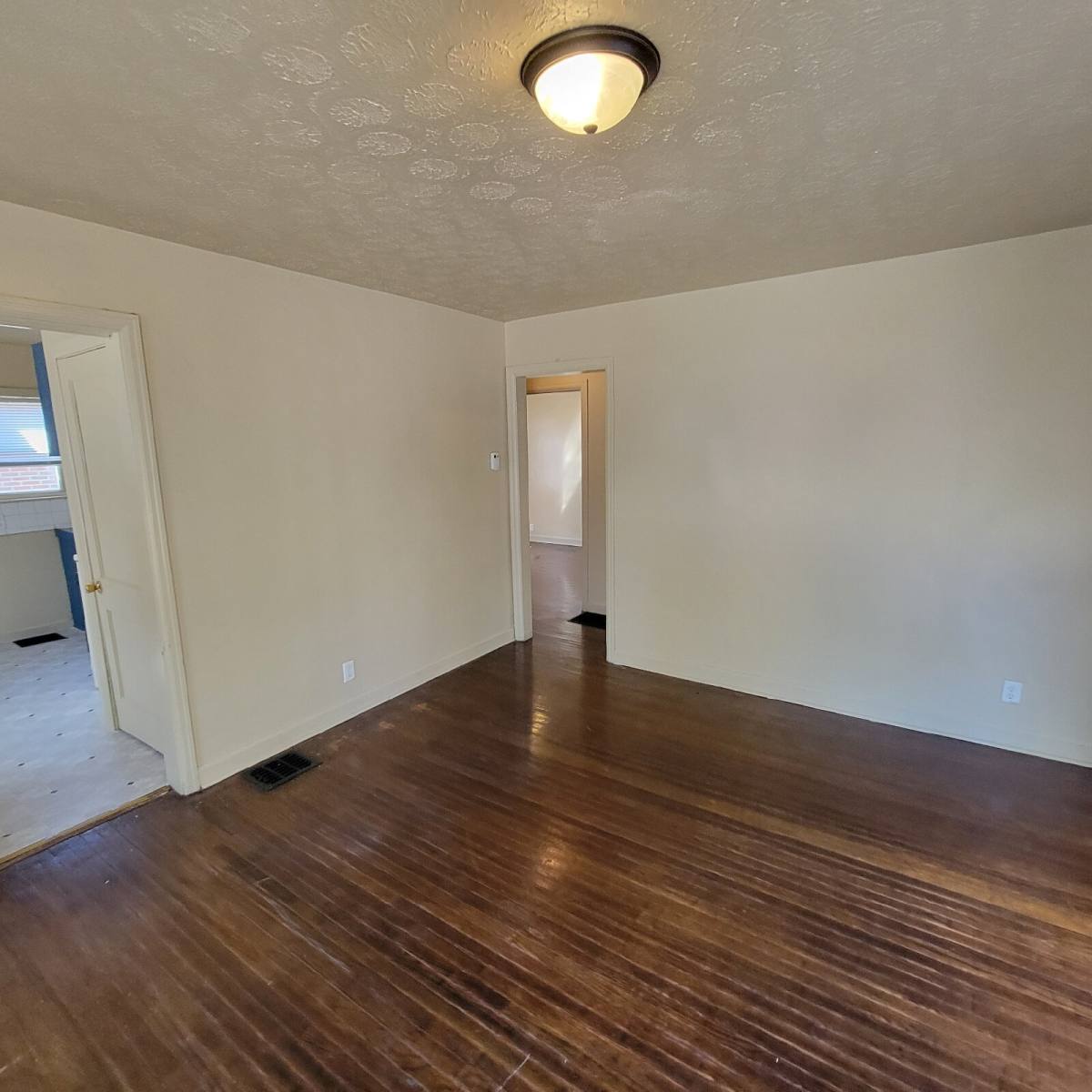 House for rent at 1702 Winfield Ave, Indianapolis, IN 46222