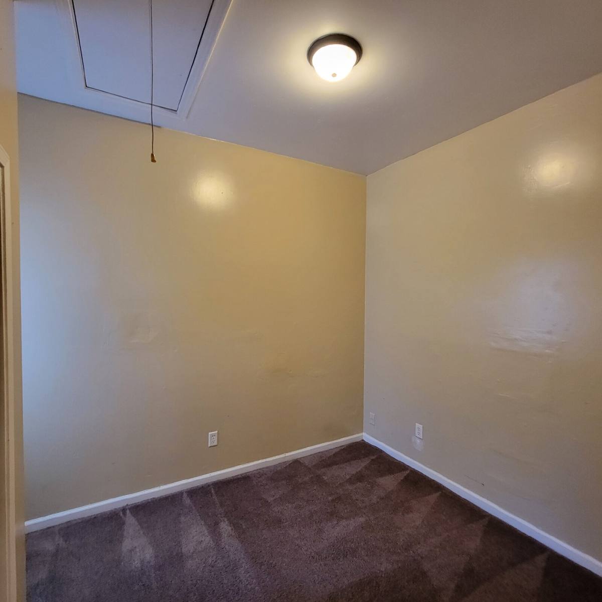 House for rent at 723 Lincoln St, Indianapolis, IN 46203