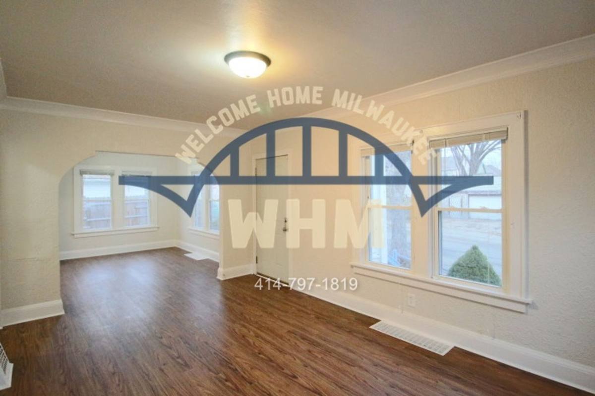 House for rent at 221 W Ring St, Milwaukee, WI 53212