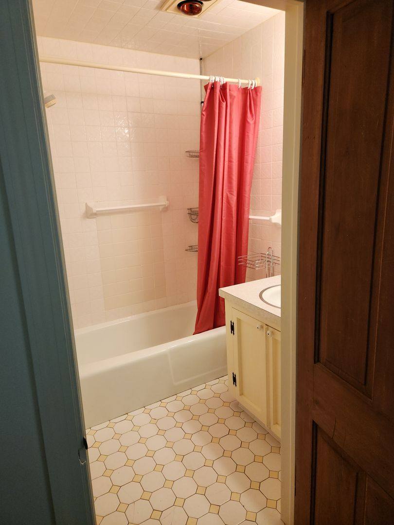 Apartment for rent at 25 Old Martinsburg Rd, Shepherdstown, WV 25443
