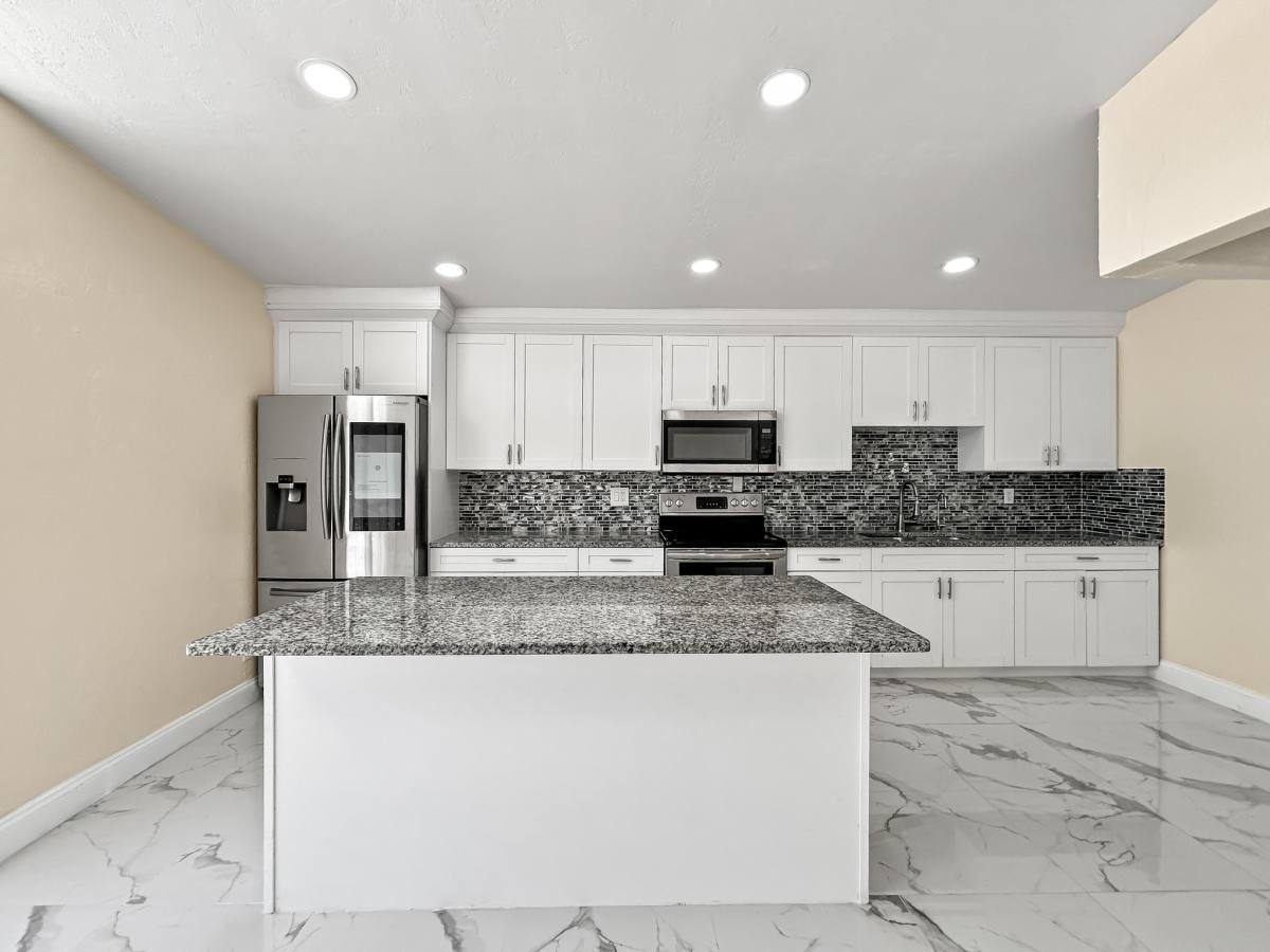 Apartment for rent at 3675 Prudence Dr #B, Sarasota, FL 34235