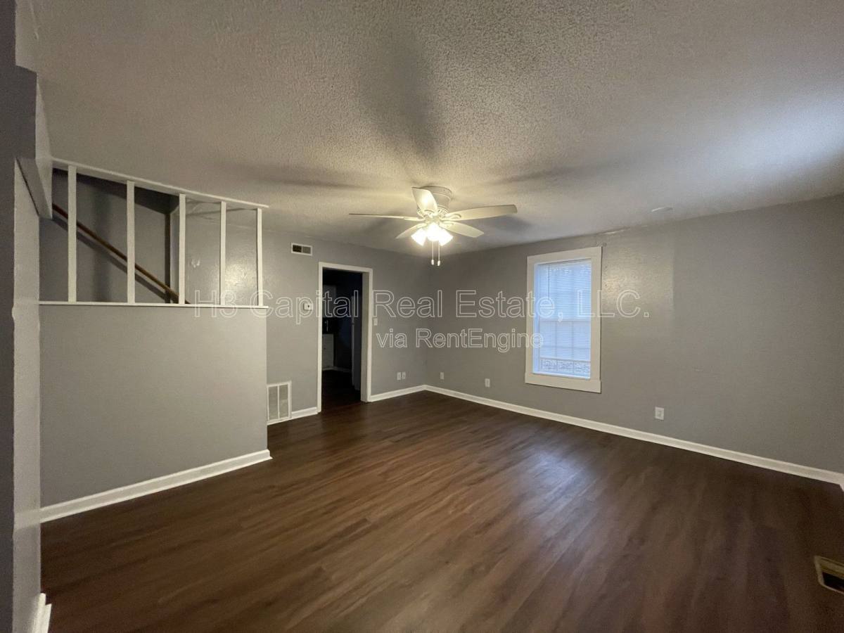 House for rent at 77 Sunset Ave, Witt, IL 62094