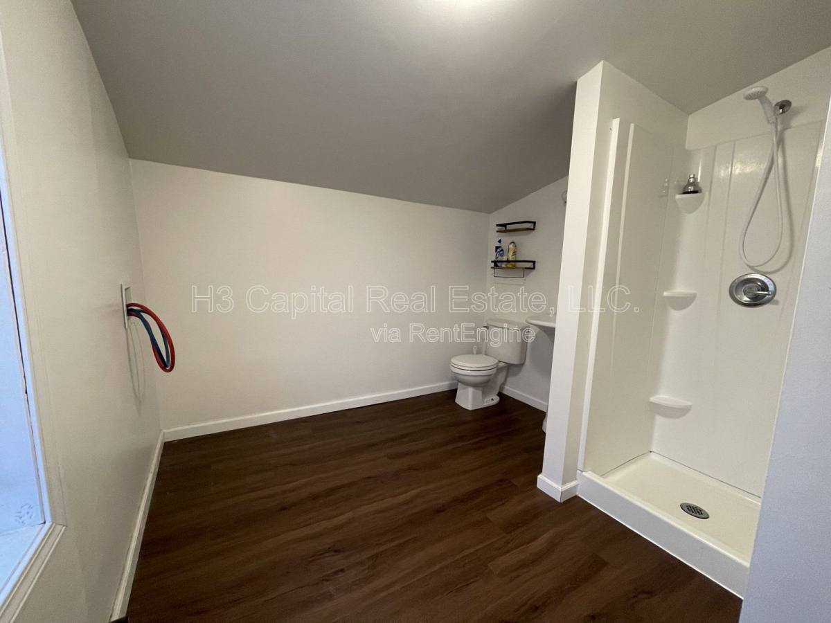 House for rent at 77 Sunset Ave, Witt, IL 62094