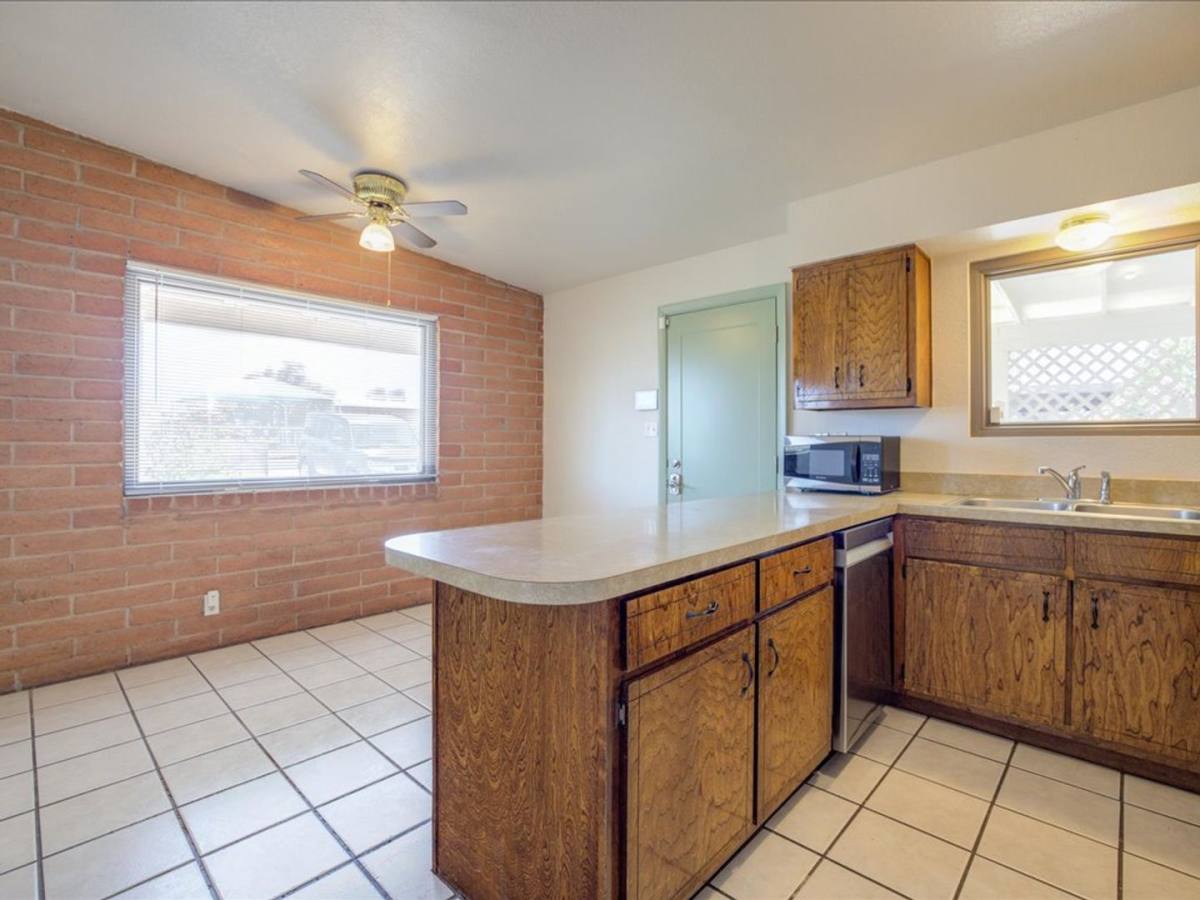 House for rent at 5343 E Glenn St, Tucson, AZ 85712