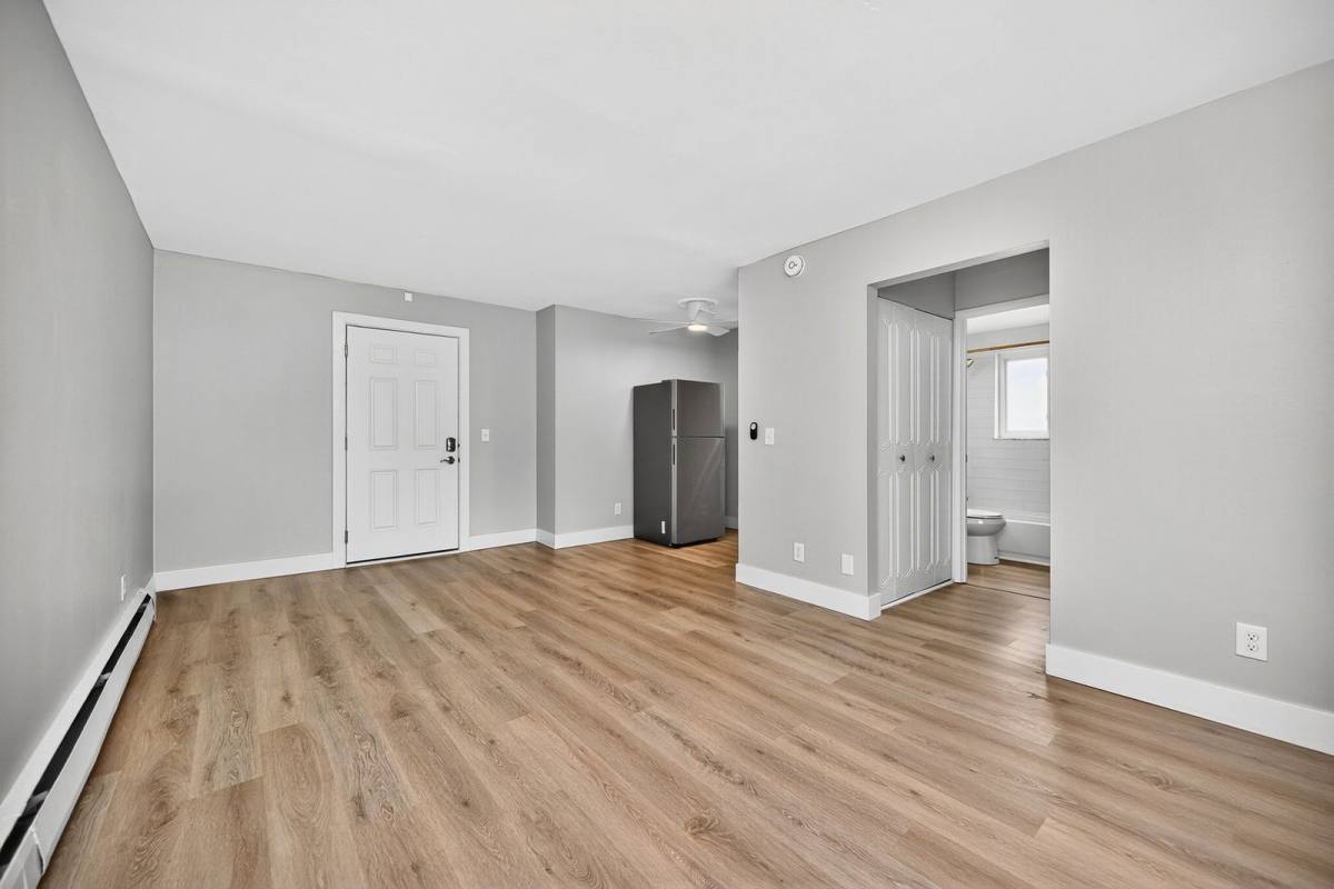 Apartment for rent at 6416 Montgomery Rd #2, Cincinnati, OH 45213