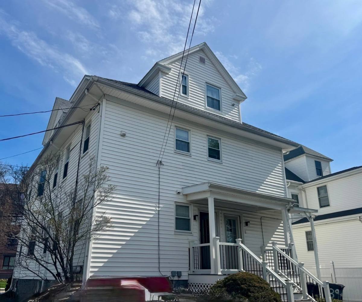 Apartment for rent at 141 Whitwell St #1, Quincy, MA 02169