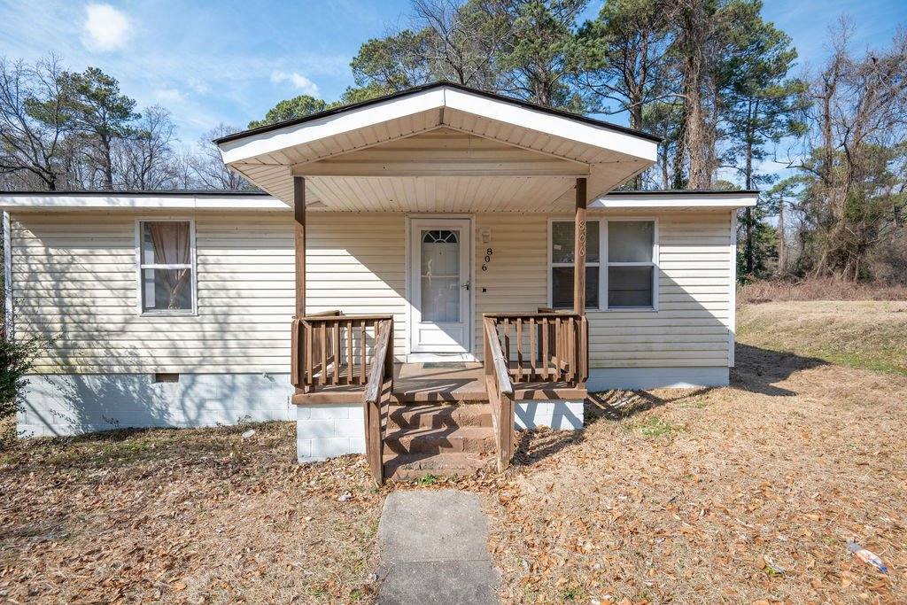 House for rent at 806 Lakeland St, Fayetteville, NC 28301