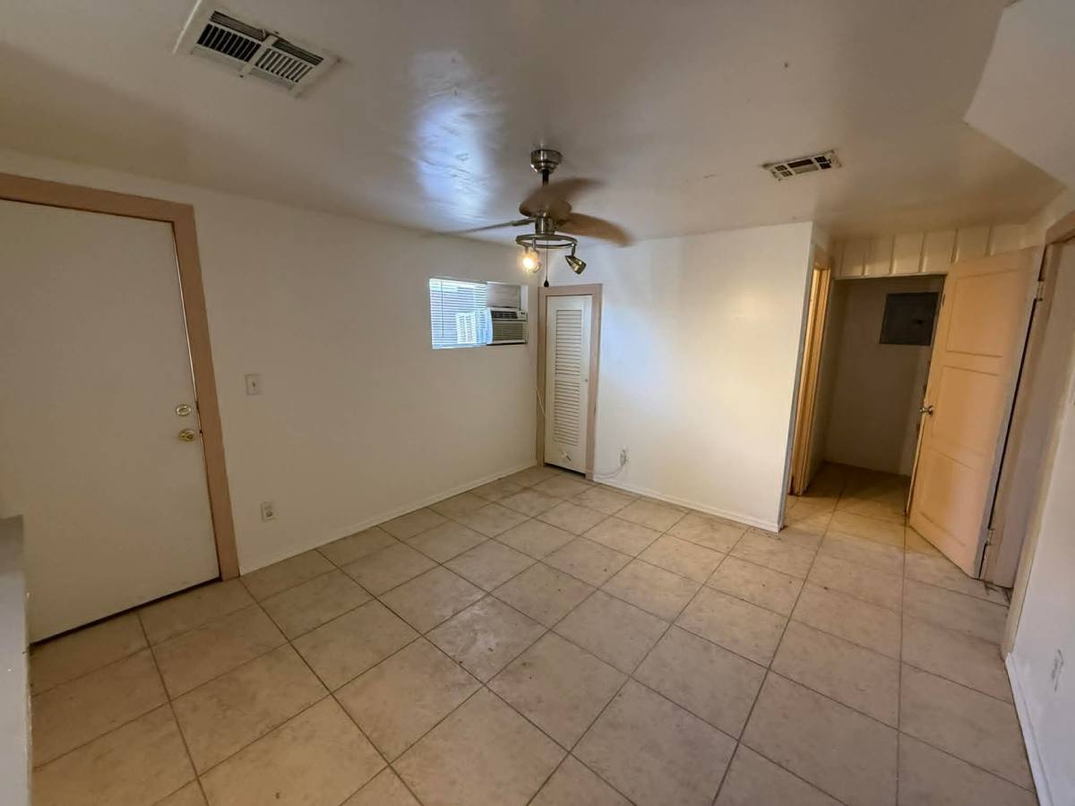 Townhouse for rent at 1137 E Adelaide Dr #2, Tucson, AZ 85719