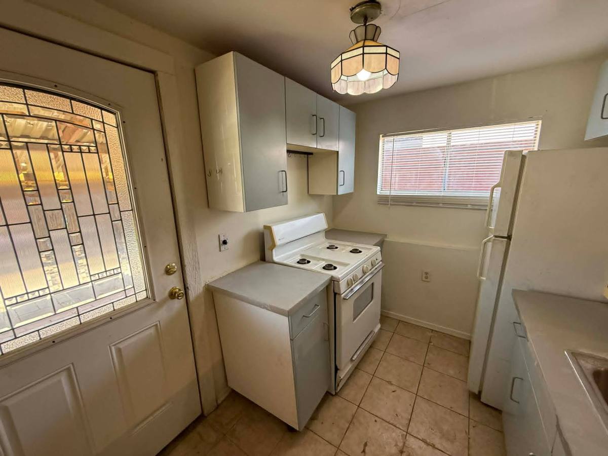 Townhouse for rent at 1137 E Adelaide Dr #2, Tucson, AZ 85719