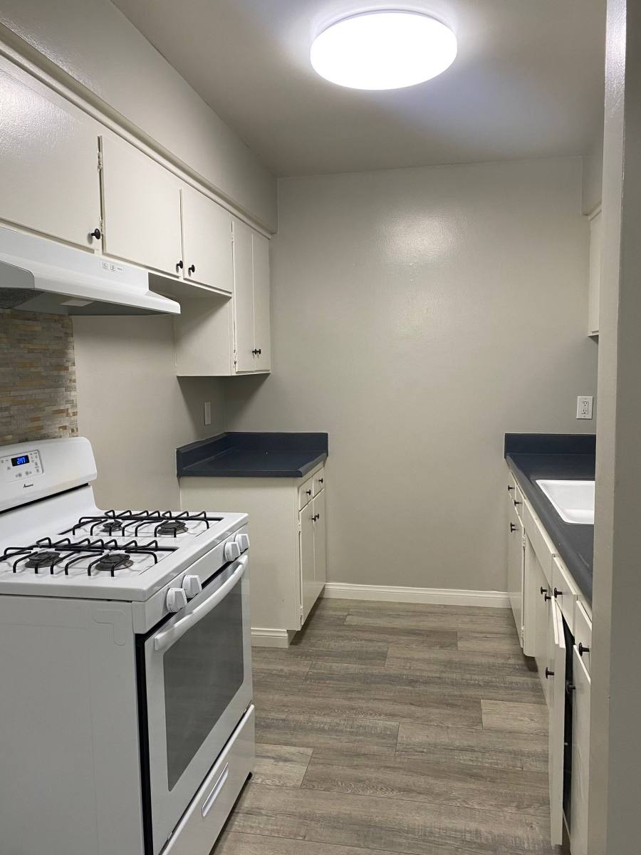 Apartment for rent at 1133 E Alosta Ave #19, Azusa, CA 91702