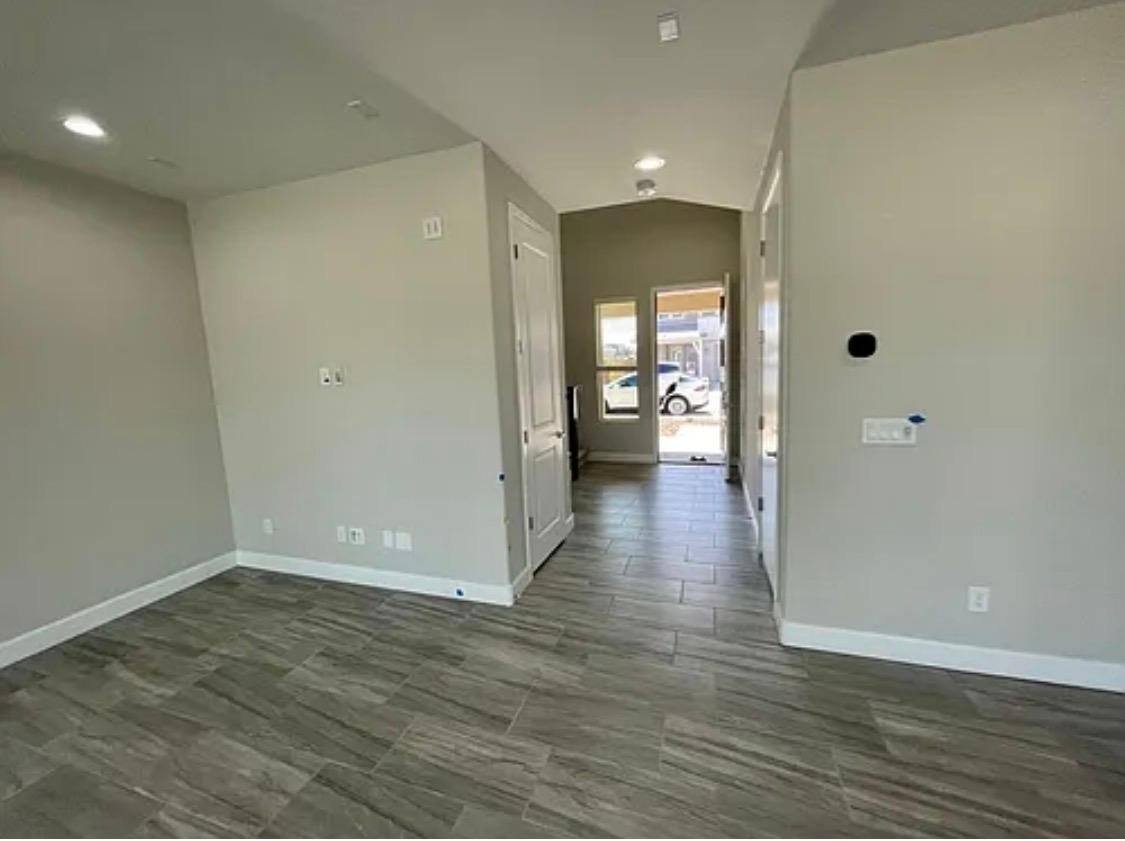House for rent at 628 W Derringer Way, Chandler, AZ 85286