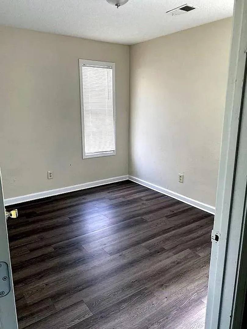 Apartment for rent at 308 Gannt St, Marion, AR 72364