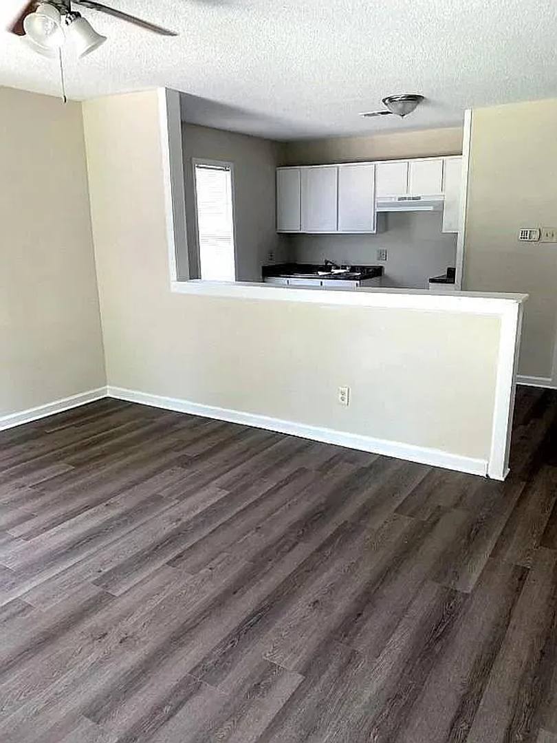 Apartment for rent at 308 Gannt St, Marion, AR 72364