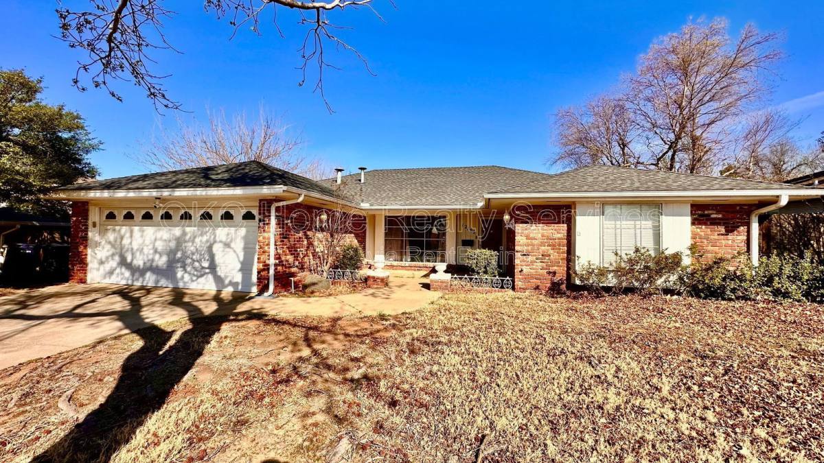 House for rent at 12109 Camelot Dr, Oklahoma City, OK 73120