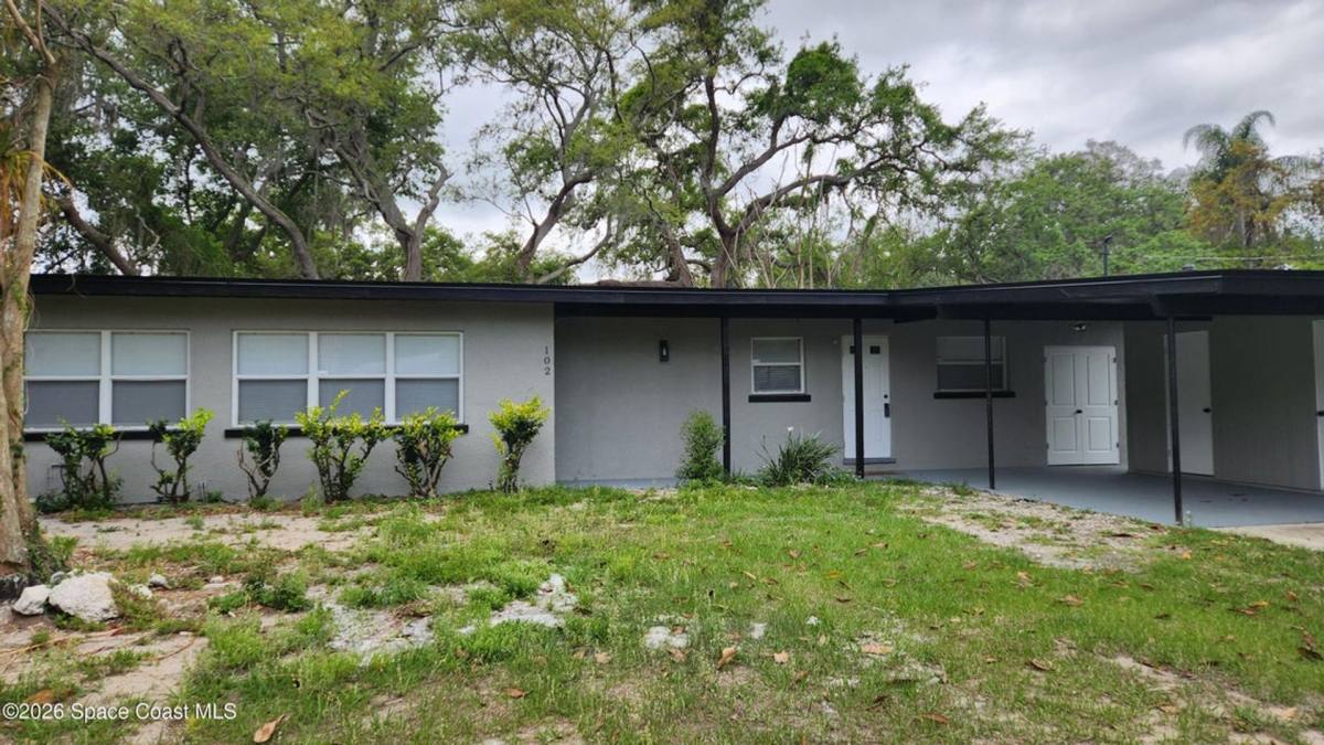 House for rent at 102 S Christmas Hill Rd, Titusville, FL 32796