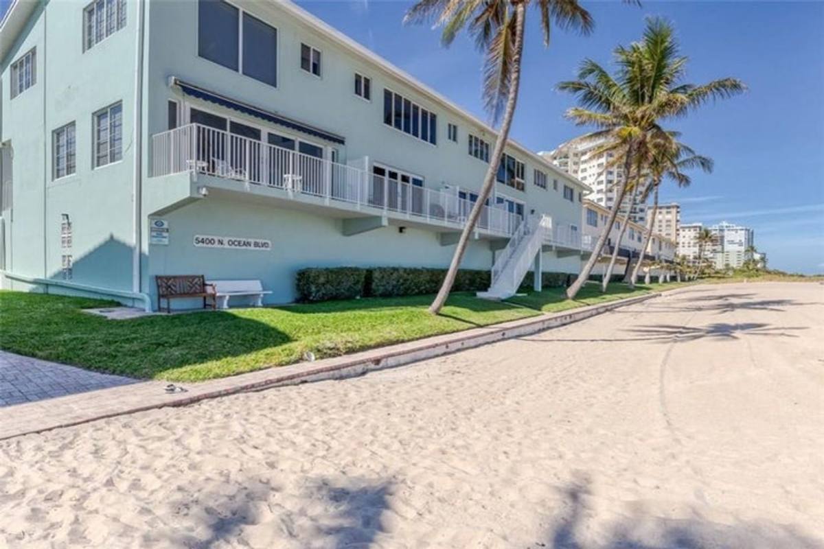 Townhouse for rent at 5400 N Ocean Blvd, Fort Lauderdale, FL 33308