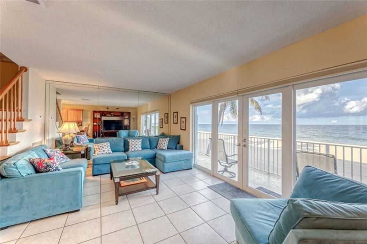 Townhouse for rent at 5400 N Ocean Blvd, Fort Lauderdale, FL 33308