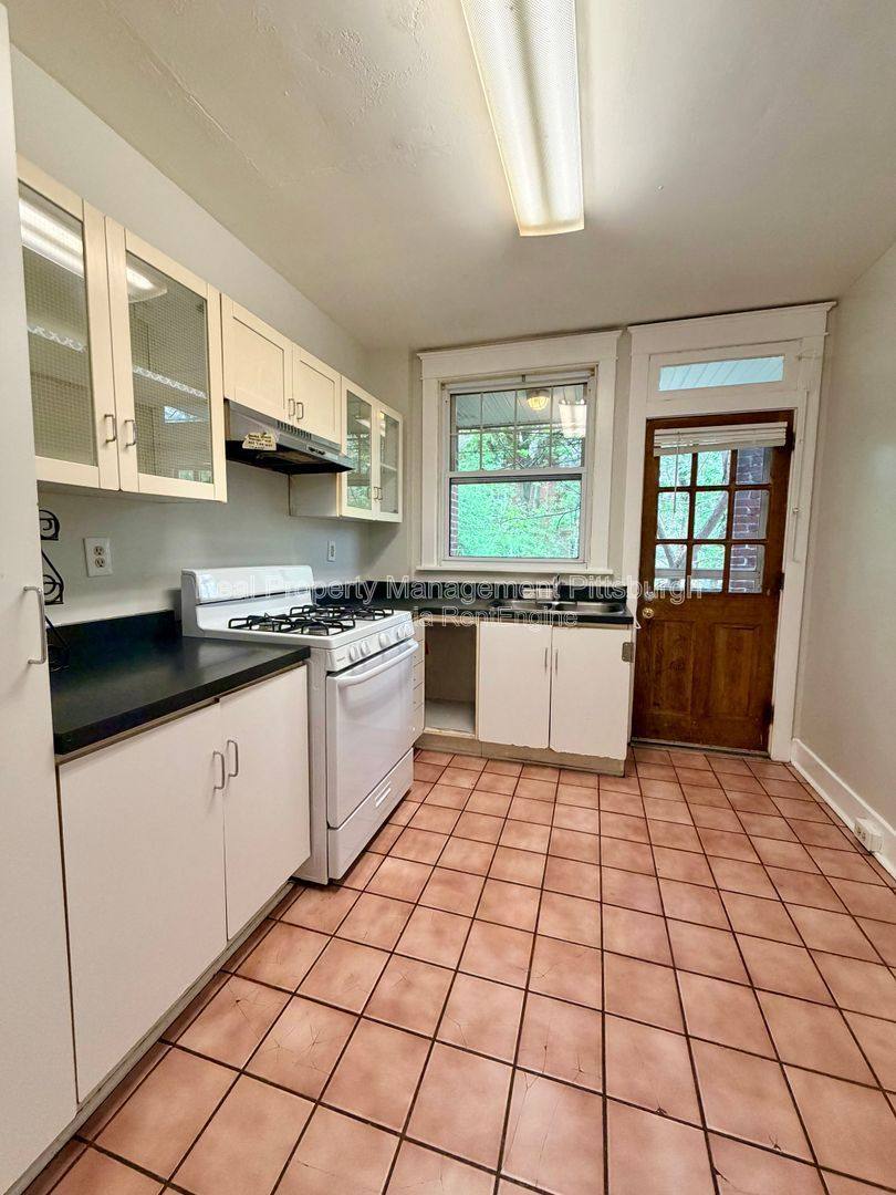 Apartment for rent at 5550 Wilkins Ave, Pittsburgh, PA 15217