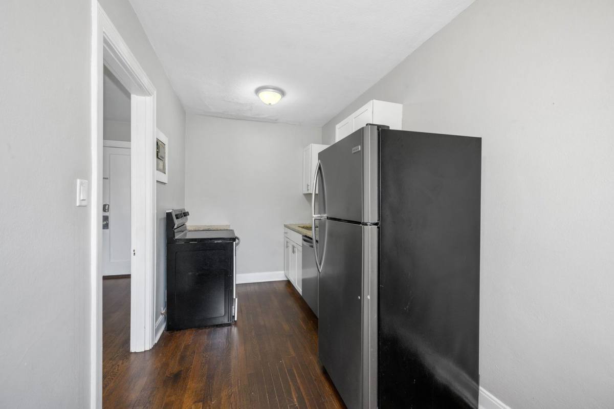 Apartment for rent at 4300 Erie Ave #8, Cincinnati, OH 45227