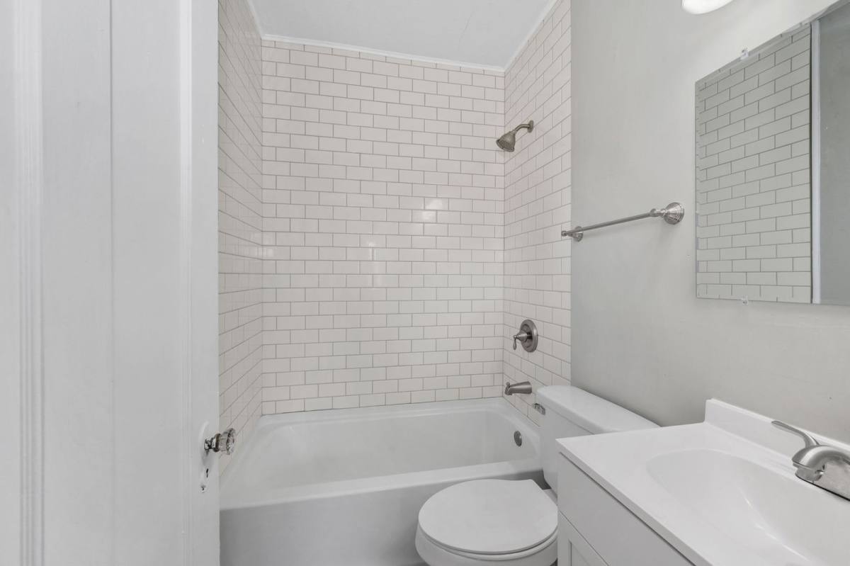 Apartment for rent at 4300 Erie Ave #8, Cincinnati, OH 45227